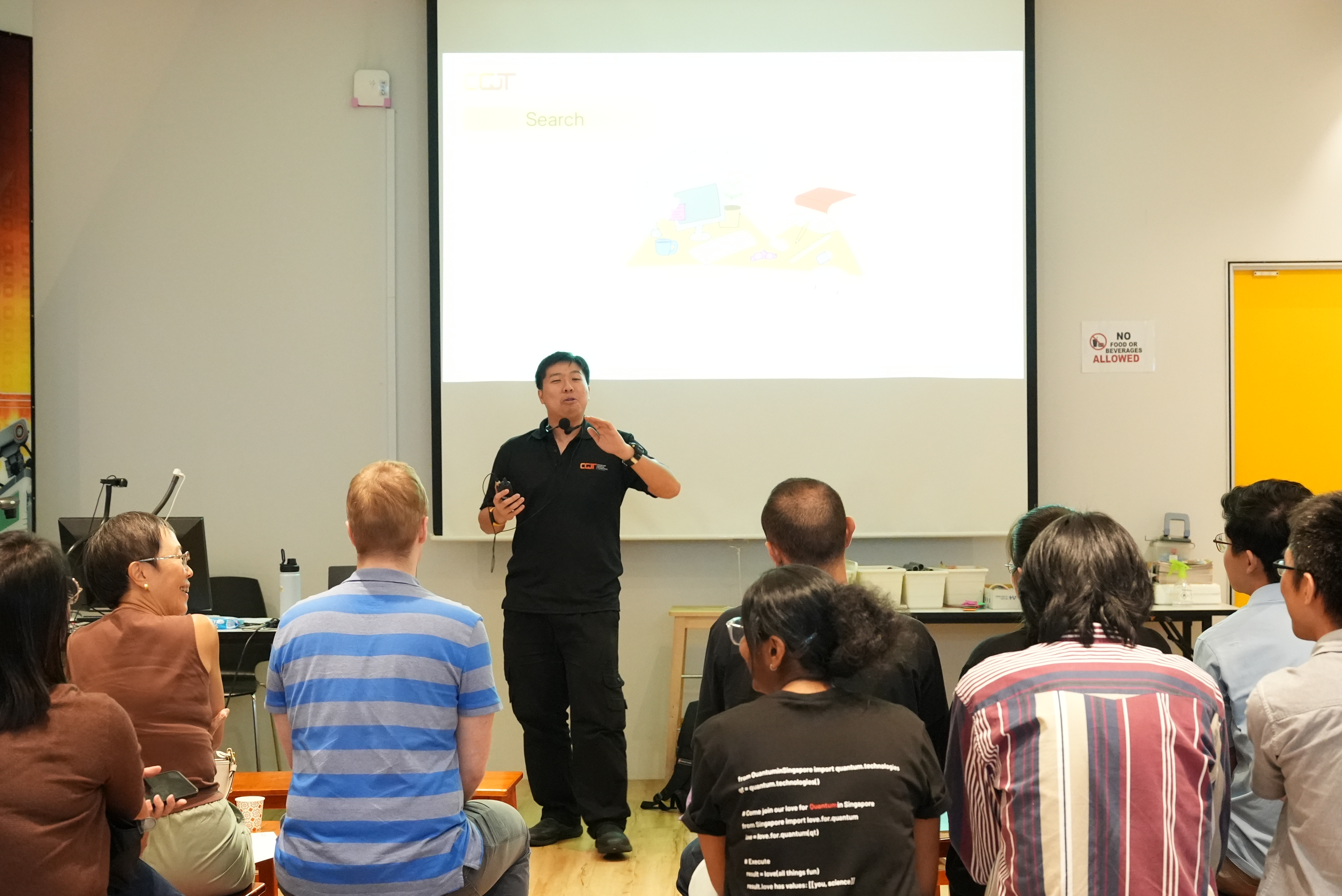 Dr Alexander Hue presenting at Science Café: Quantum Computing on 10 October 2025.